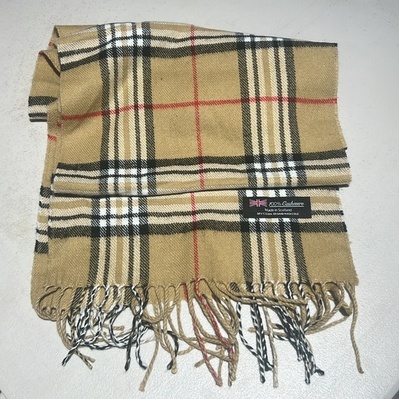 Burberry Tan Plaid Cashmere Scarf 12x64 - Picture 3 of 3